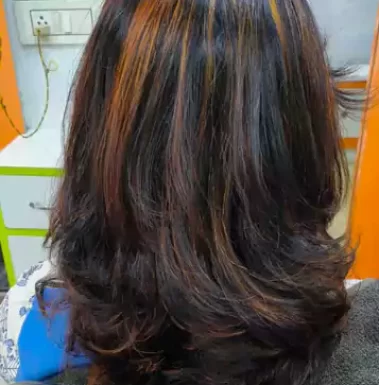 Female Hair Highlight